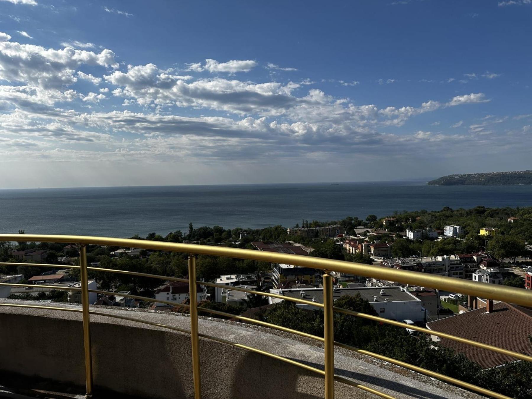 Quartz Hotels Varna Briz Bagian luar foto