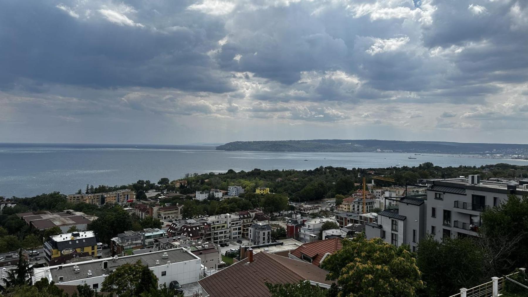 Quartz Hotels Varna Briz Bagian luar foto